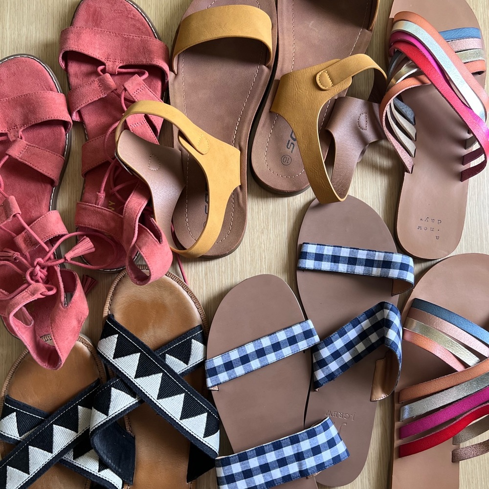 Sandal bundle size 10